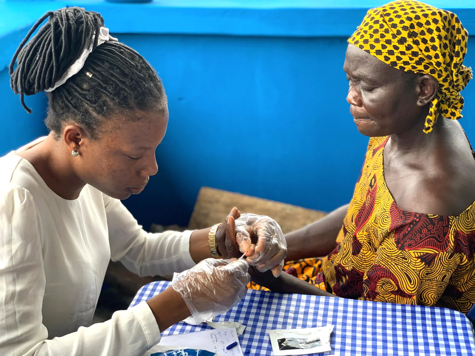 Scene from the Ejemuojavwe women's health outreach
